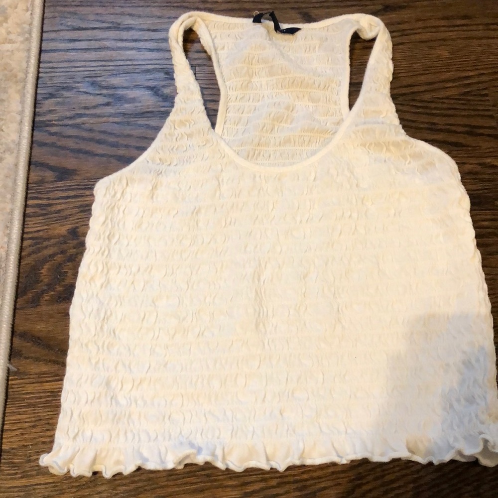 Cute white American Eagle ruffle tank top (crop)